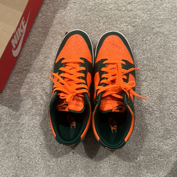 Nike dunk wore 3 times and has sat in the box - Picture 2 of 5